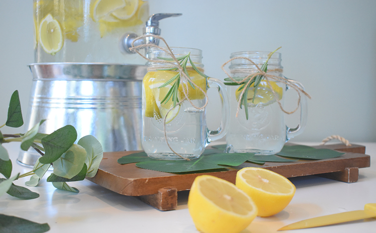 water with fresh squeezed lemons