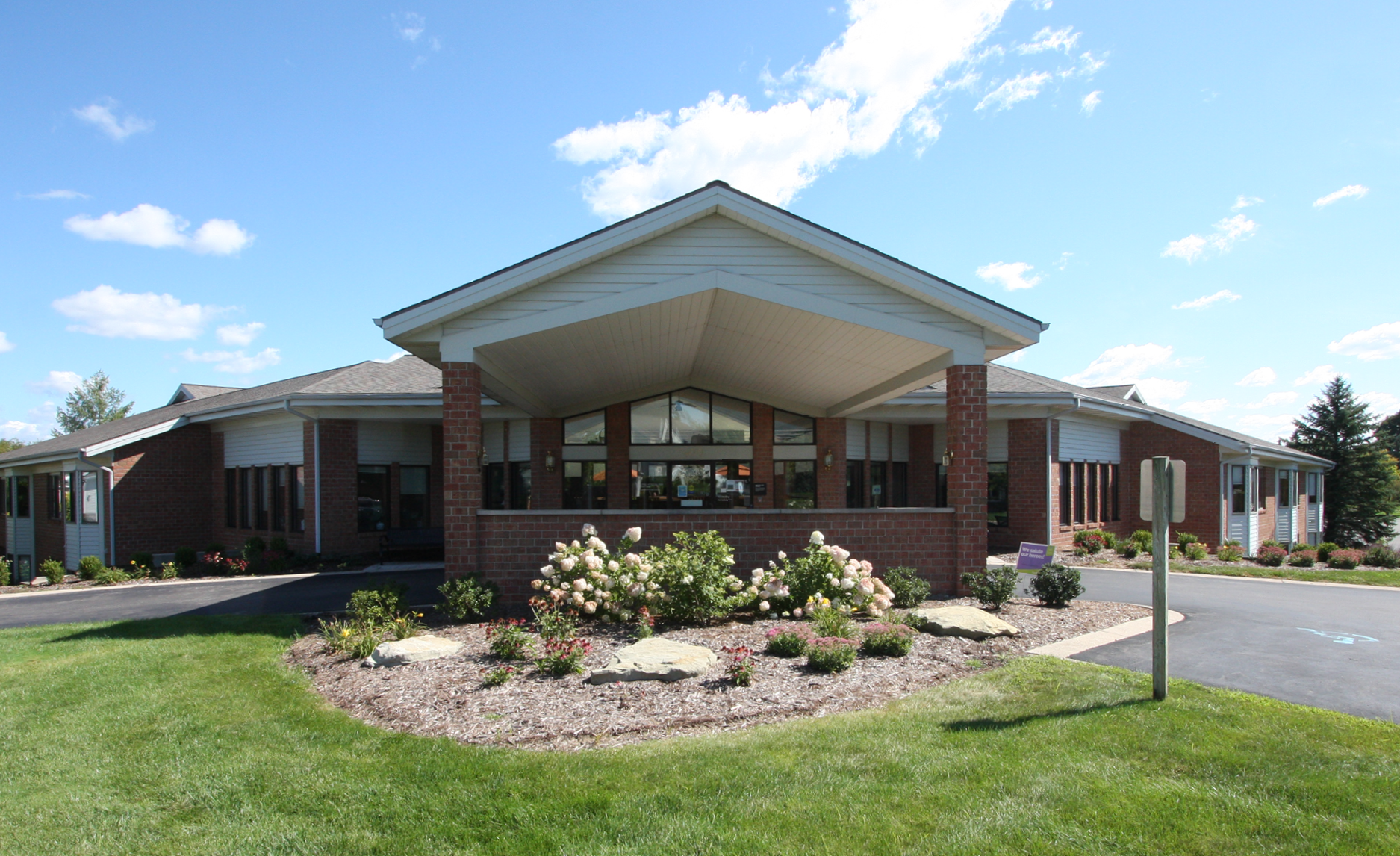 exterior shot of royal atrium inn in the 1990s